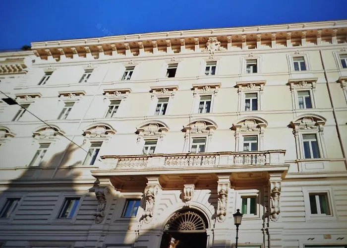 Tony Place 2b2 Frühstückspension *